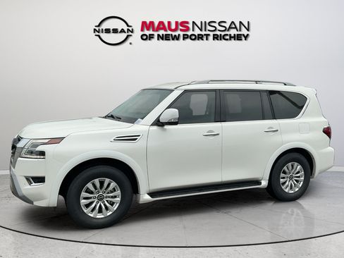 Certified 2023 Nissan Armada SV w/ Cargo Package AWD/4WD image 4