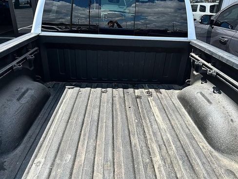 Used 2023 RAM 1500 Laramie AWD/4WD image 5