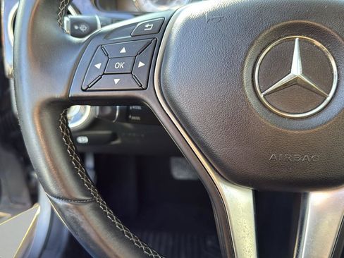 Used 2014 Mercedes-Benz GLK 350 2WD image 17