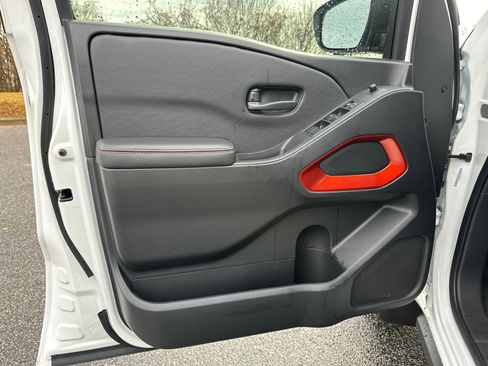New 2026 Nissan Frontier Pro-X w/ Pro-X Convenience Package image 10