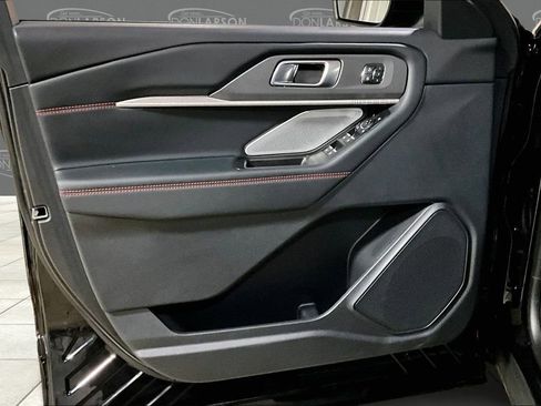 Used 2025 Ford Explorer ST w/ Sun And Sound Package image 11