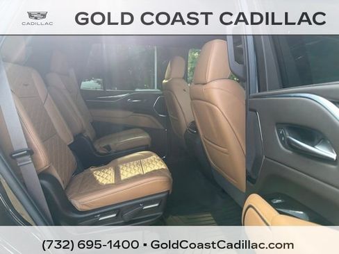 Used 2022 Cadillac Escalade Sport w/ Touring Package AWD/4WD image 9