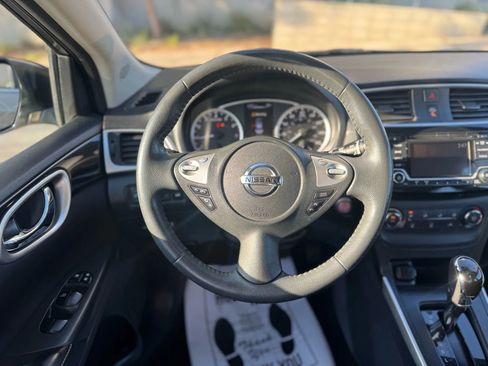Used 2017 Nissan Sentra SV image 14