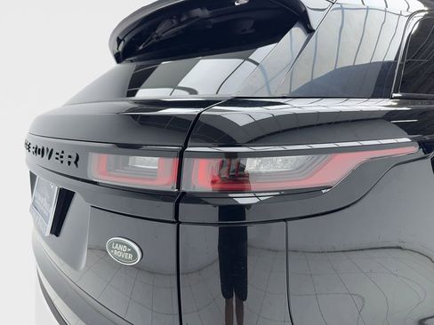 Used 2023 Land Rover Range Rover Velar R-Dynamic S image 7