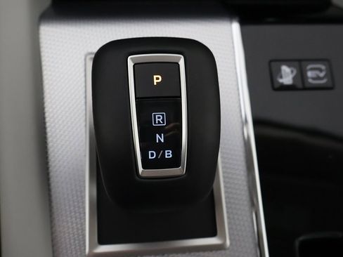 New 2025 Mitsubishi Outlander SEL image 59