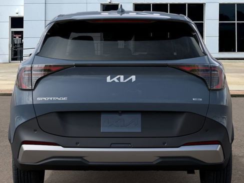 New 2026 Kia Sportage S image 13