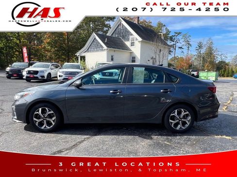 Used 2021 Kia Forte LXS image 3
