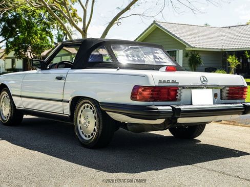 Used 1987 Mercedes-Benz 560 SL image 14