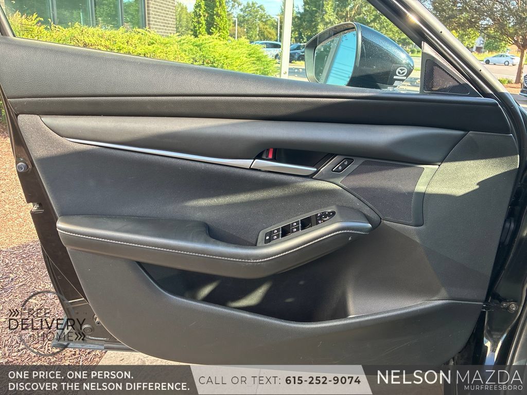 Certified 2025 MAZDA MAZDA3 s FWD image 22