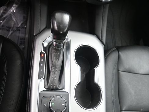 Used 2019 Chevrolet Blazer LT w/ Sun and Wheels Package image 17