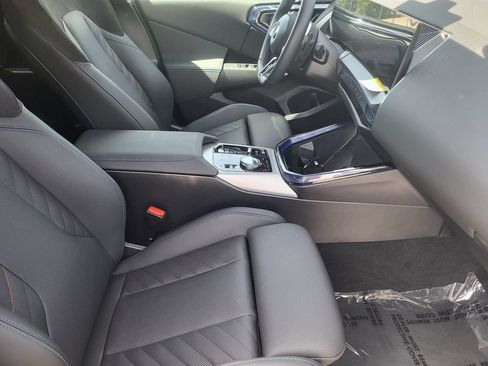 Certified 2025 BMW X3 xDrive30i w/ Premium Package AWD/4WD image 17
