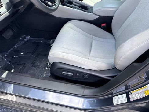 Certified 2024 Honda Accord EX image 19