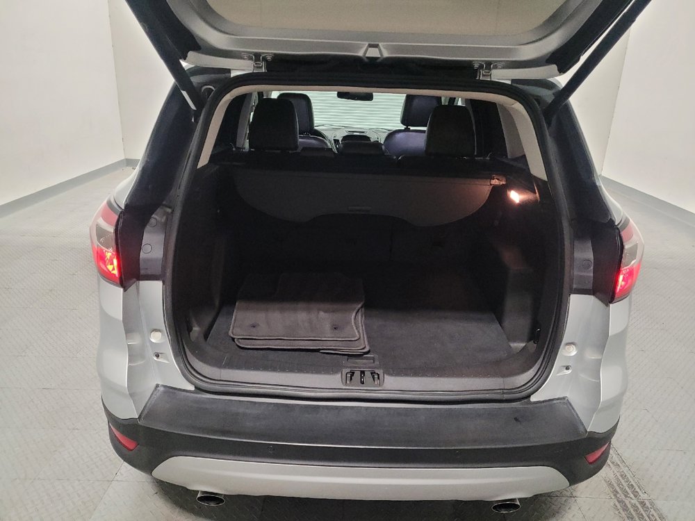 Used 2017 Ford Escape Titanium FWD image 29