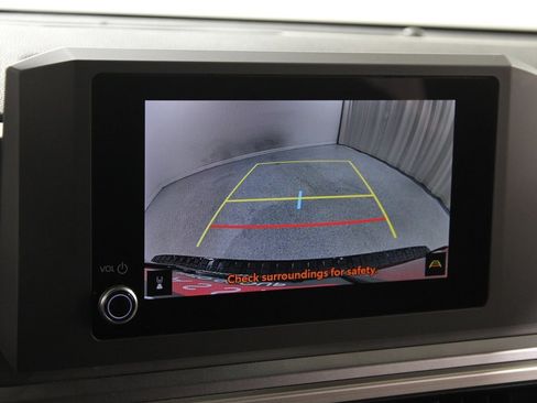 Used 2025 Toyota 4Runner SR5 image 13