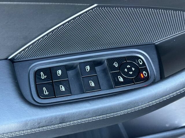 Used 2018 Porsche Panamera 4S AWD/4WD image 12