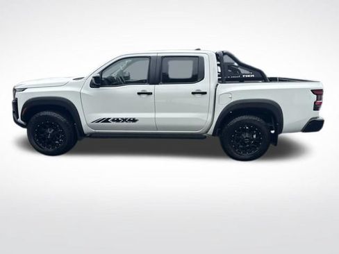 Used 2024 Nissan Frontier SV w/ Hardbody Edition AWD/4WD image 4