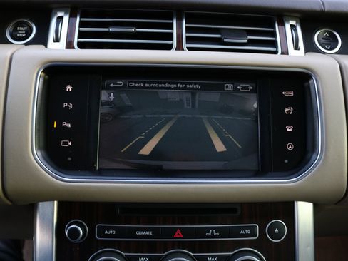 Used 2016 Land Rover Range Rover Supercharged image 27