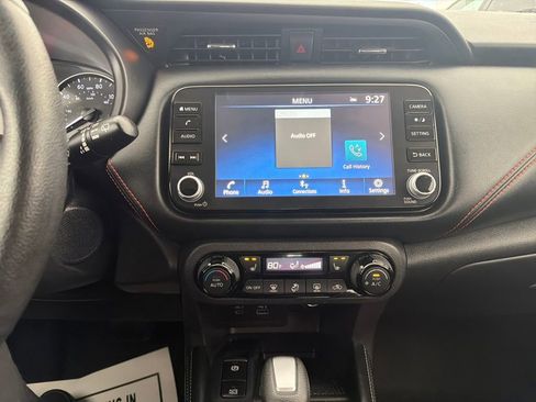 Used 2024 Nissan Kicks SR w/ SR Premium Package FWD image 35