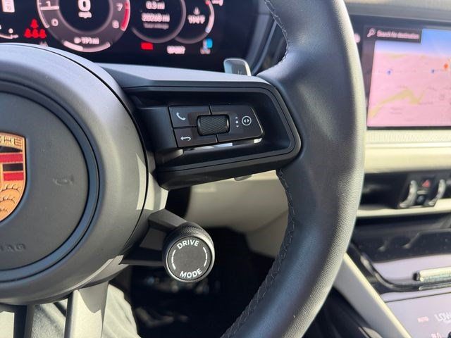 Used 2024 Porsche Cayenne S AWD/4WD image 23