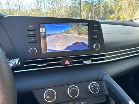 New 2026 Hyundai Elantra SE image 18