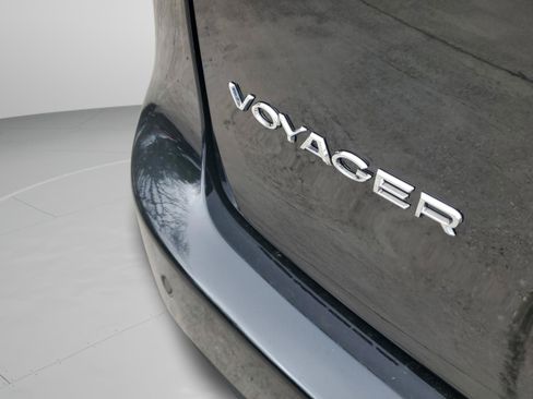 New 2026 Chrysler Voyager LX FWD image 7