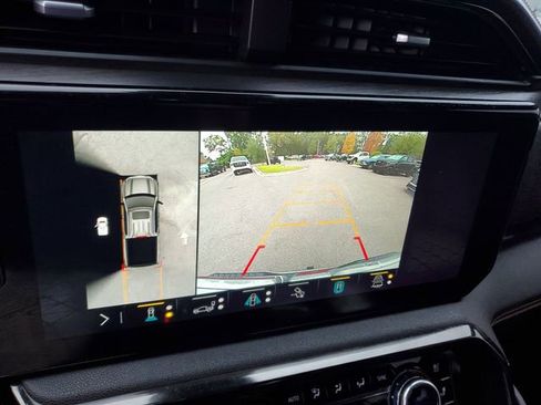 Used 2023 GMC Sierra 1500 AT4 w/ AT4 Premium Package image 22