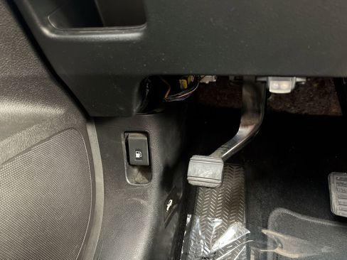 Used 2016 Honda CR-V Touring image 28