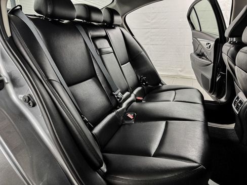 Used 2019 INFINITI Q50 Luxe w/ Essential Package (3.0T Luxe) AWD/4WD image 12