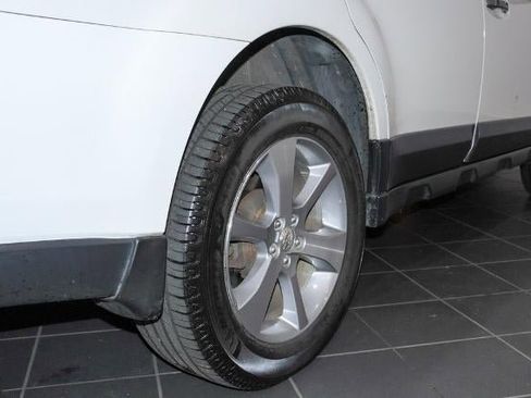 Used 2014 Subaru Outback 2.5i Limited image 12