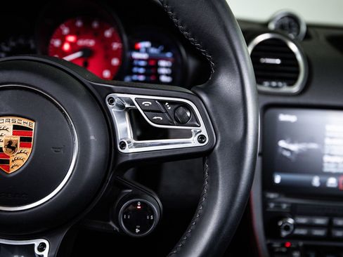 Certified 2024 Porsche 718 Boxster GTS image 16