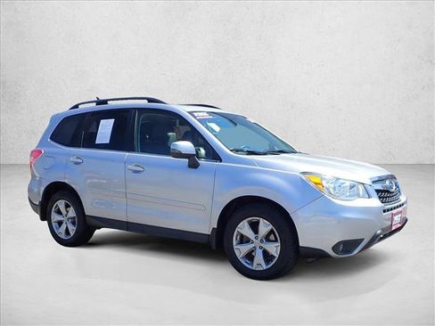 Used 2014 Subaru Forester 2.5i Touring AWD/4WD image 6