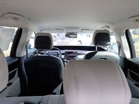 New 2026 Lincoln Nautilus Premier image 25