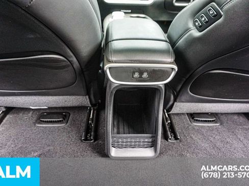 Used 2025 Genesis GV60 RWD image 31