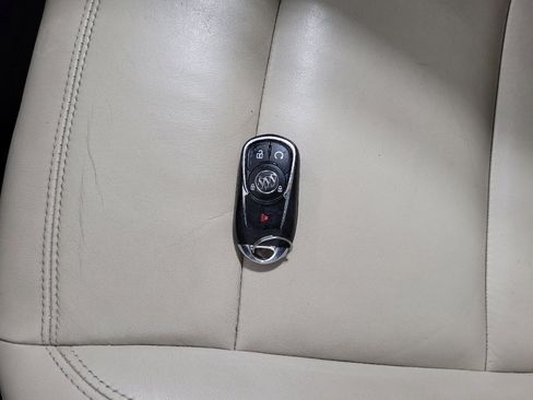 Used 2019 Buick Encore Essence w/ Experience Buick Package image 32