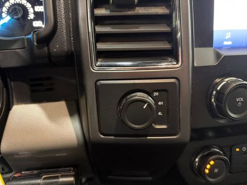 Used 2020 Ford F150 XLT AWD/4WD image 30