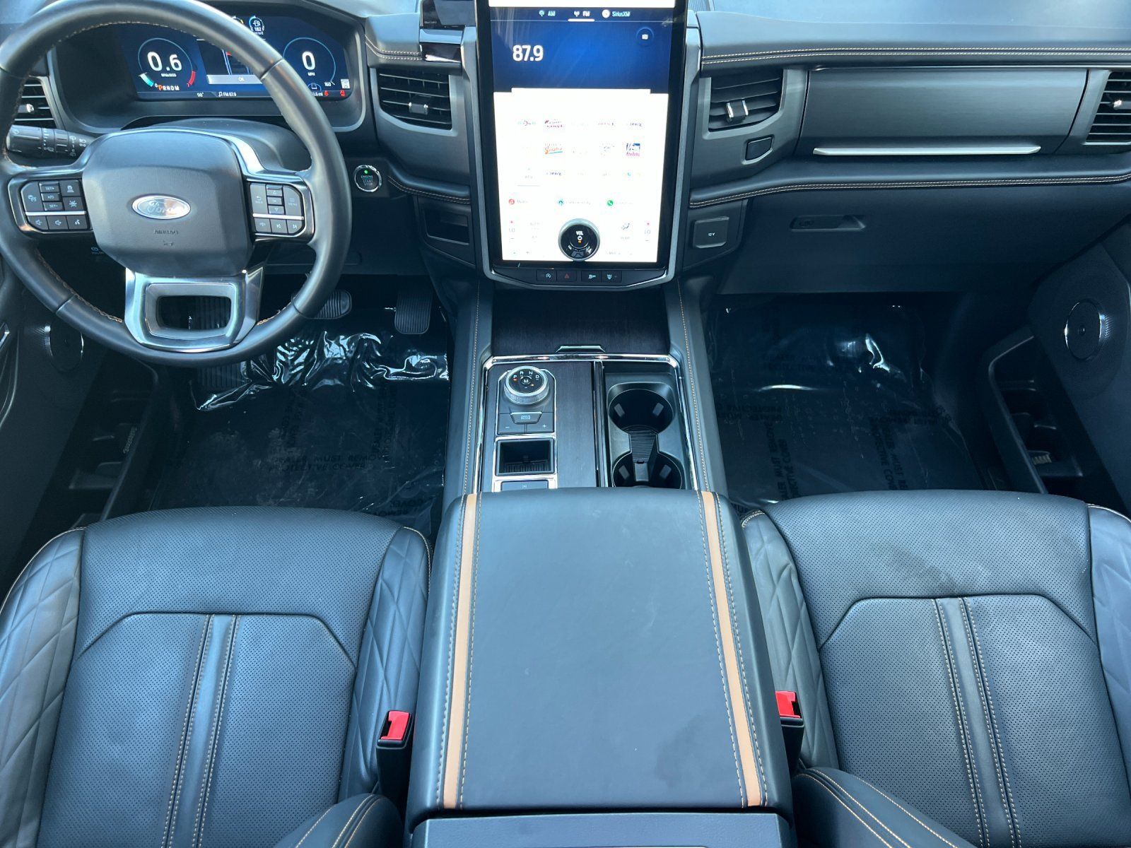 Used 2024 Ford Expedition Platinum RWD image 12