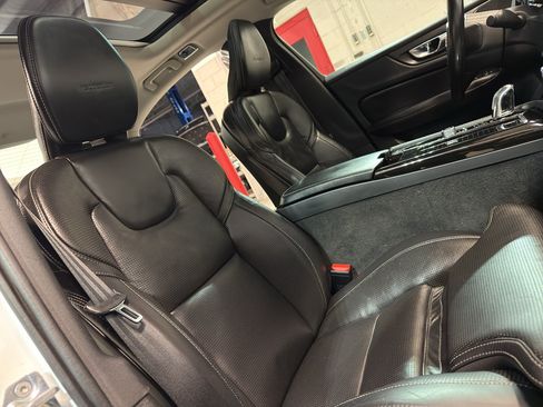 Used 2019 Volvo S60 T8 Inscription AWD/4WD image 25