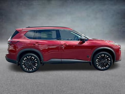 Used 2026 Nissan Rogue Dark Armor FWD image 4