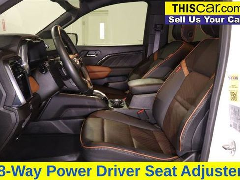 Used 2024 GMC Canyon AT4 w/ AT4 Premium Package image 20