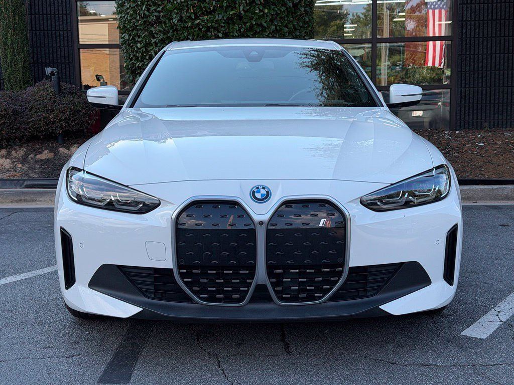 Used 2024 BMW i4 eDrive40 w/ Premium Package RWD image 3