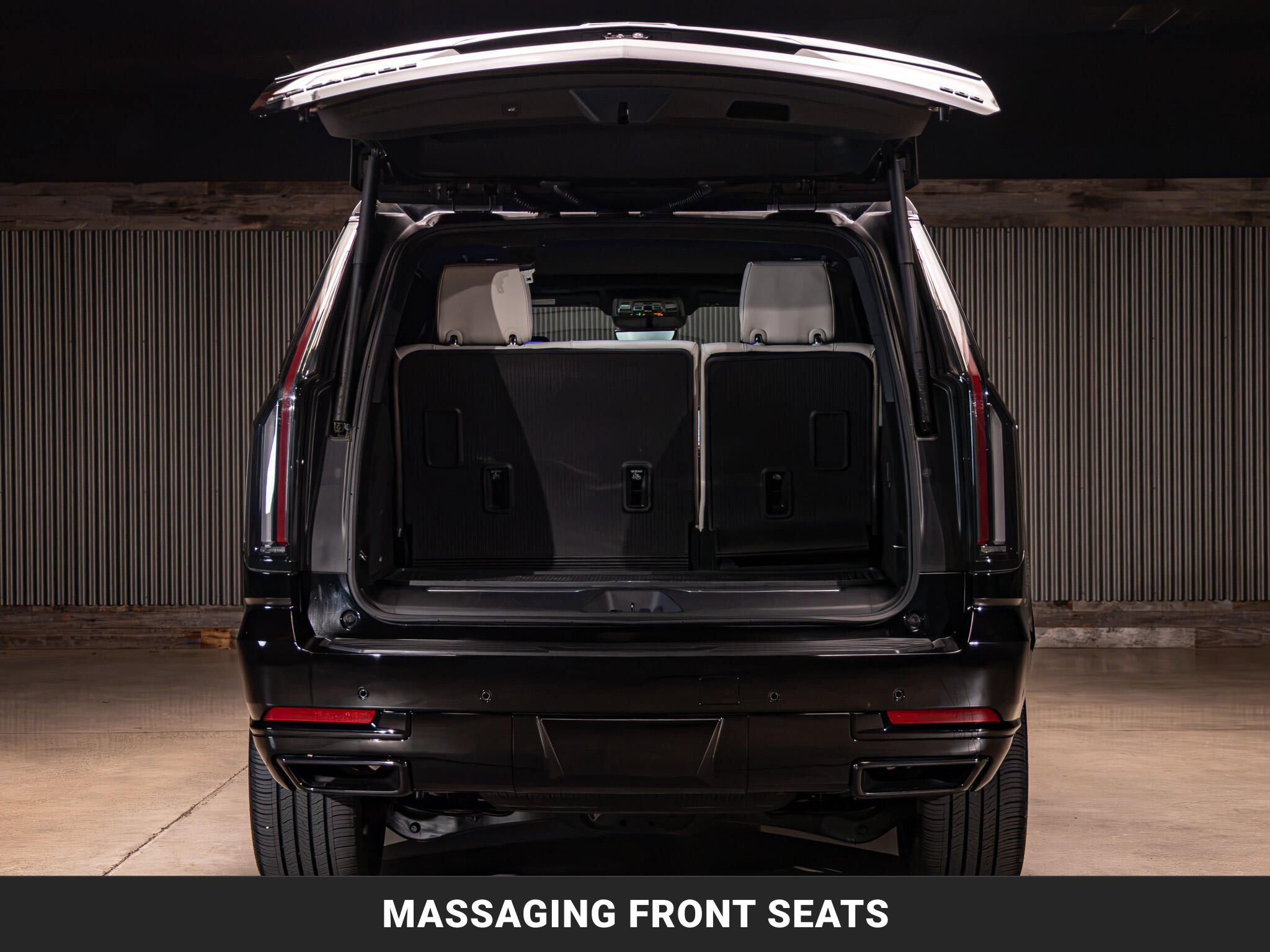 Used 2025 Cadillac Escalade Sport Platinum w/ LPO, Floor Liner Package AWD/4WD image 8