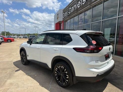 New 2026 Nissan Rogue SV FWD image 2