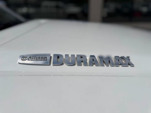 Used 2015 GMC Sierra 3500 Denali w/ Duramax Plus Package AWD/4WD image 9