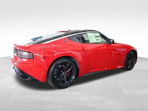 New 2026 Nissan Z Performance w/ Floor Mat Package RWD image 2