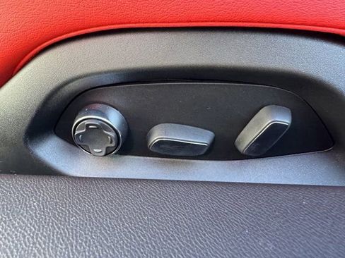 New 2026 Chevrolet Corvette E-Ray w/ Stealth Interior Trim Package image 28