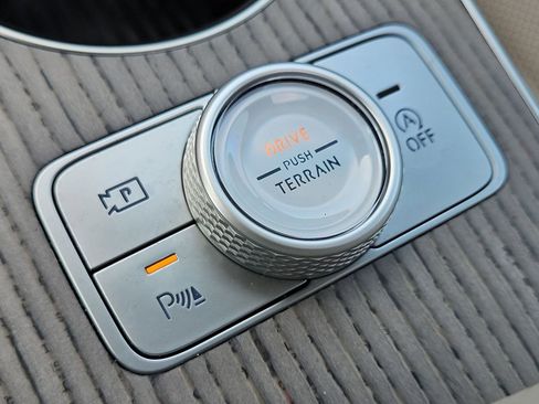 Certified 2026 Genesis GV80 2.5T Select image 29