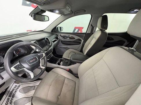 Used 2022 GMC Terrain SLE FWD image 13