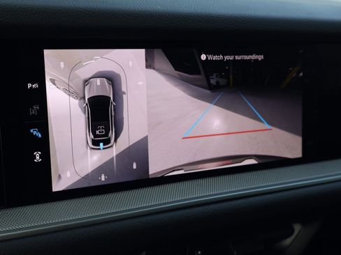 New 2026 Porsche Cayenne Coupe AWD/4WD image 19
