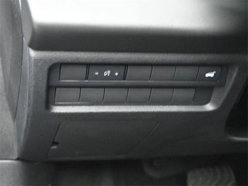 Used 2024 Mitsubishi Outlander SE image 21