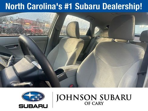 Used 2015 Toyota Prius Four image 7